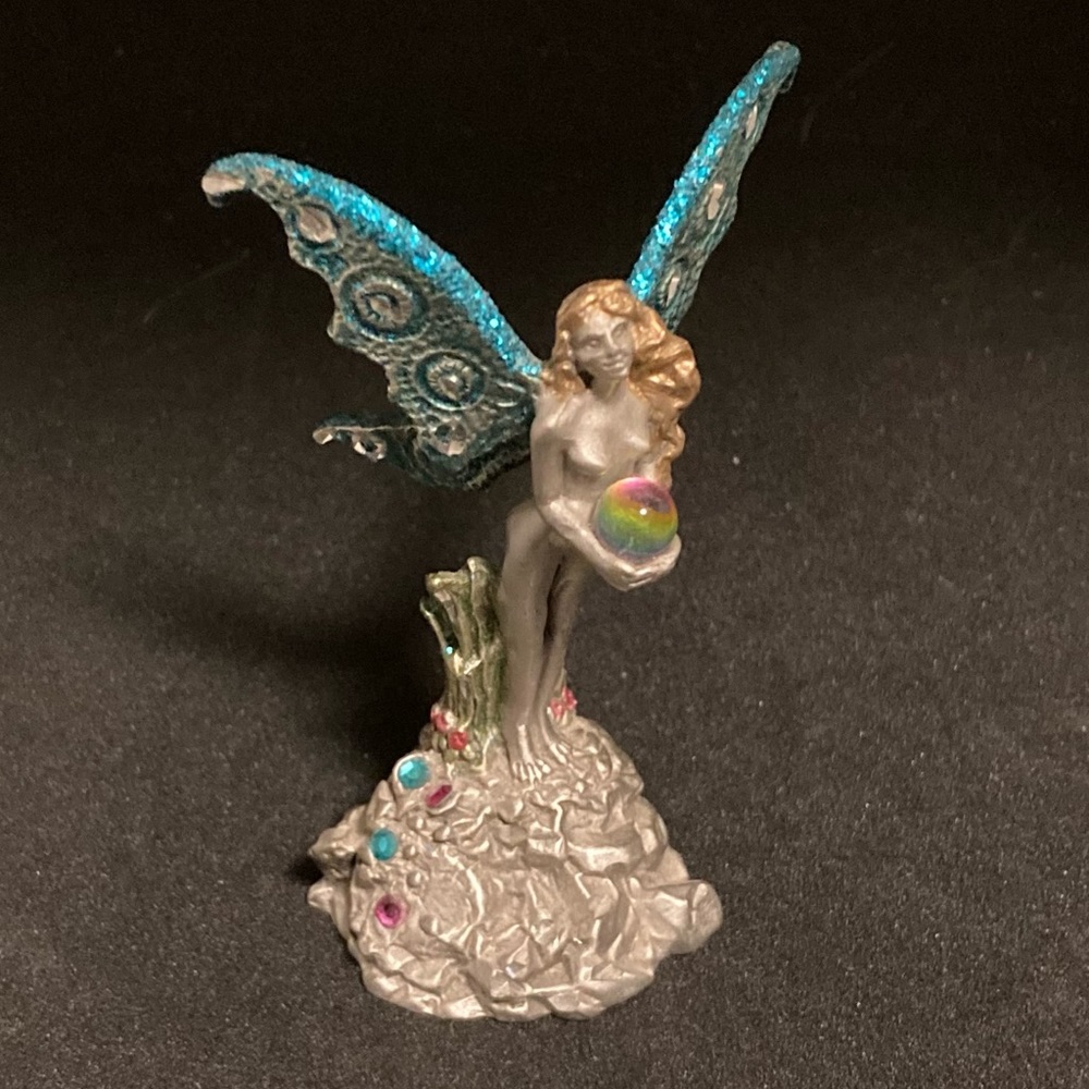 Pewter Fantasy Fairy Pixie Mystic Figurine
Holding Crystal Ball 1993